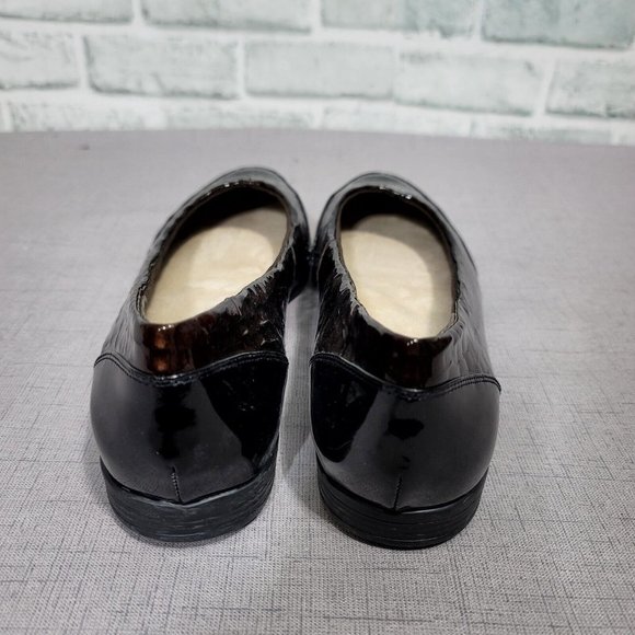 Trotters Womens 11 Arnello Closed Toe Ballet Flats Brown Faux Crocodile Texture - Picture 6 of 9